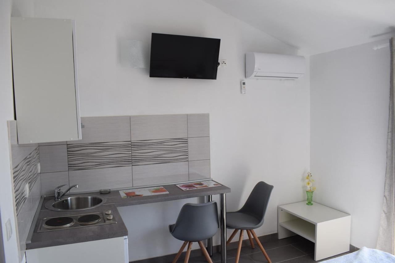 Apartmani Katica Новалья Экстерьер фото